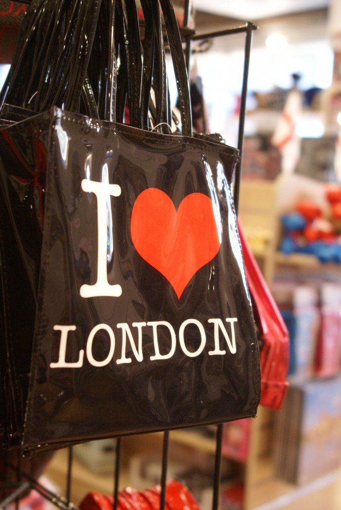 London Souvenirs The London Tourist Guide Visitors Guide to London